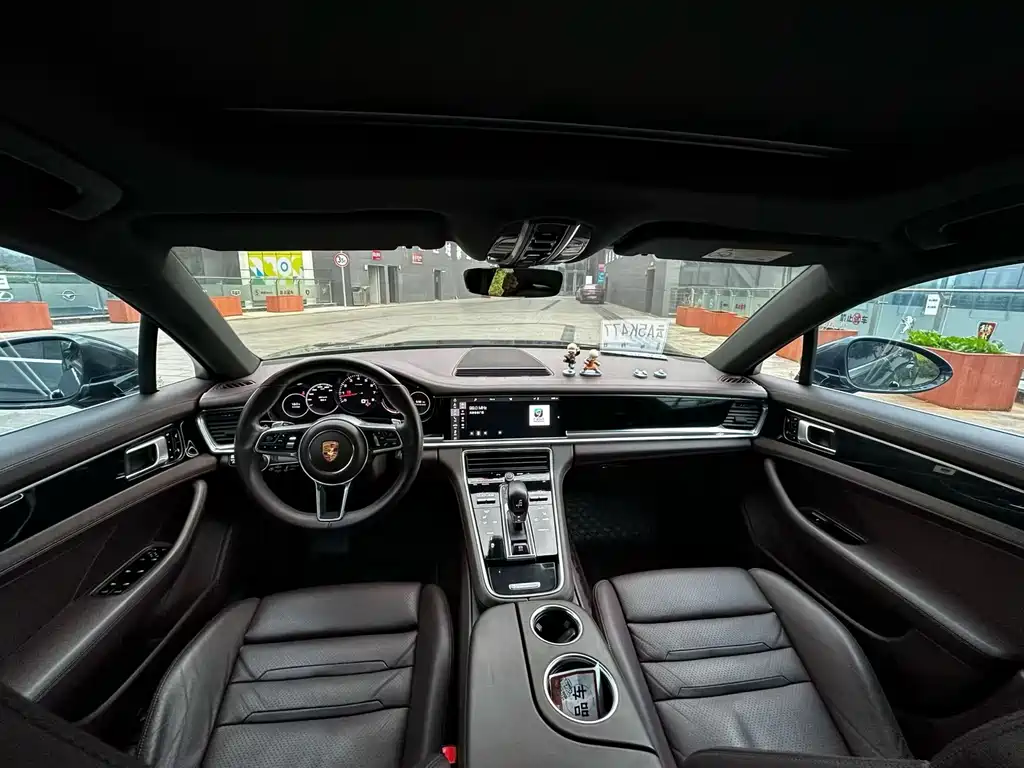 Porsche Panamera — миниатюра 8