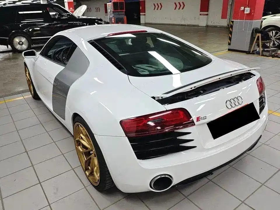 Audi R8 — миниатюра 6