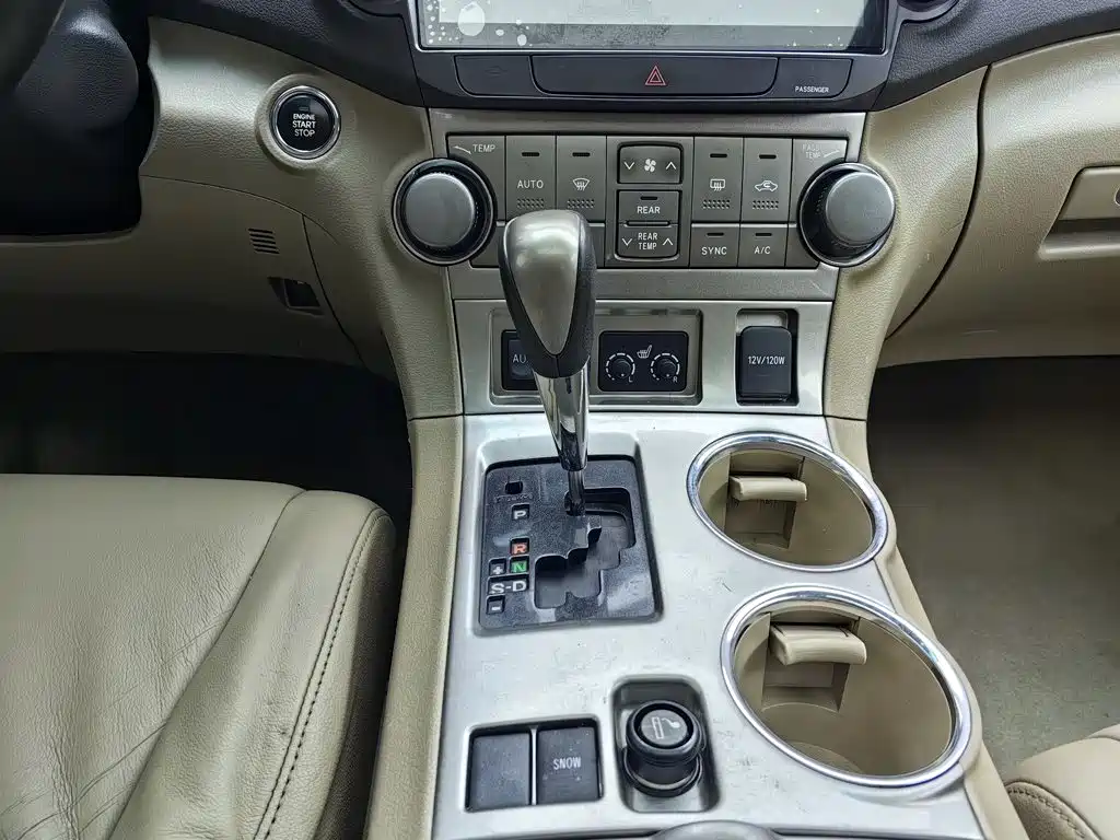 Toyota Highlander — миниатюра 13