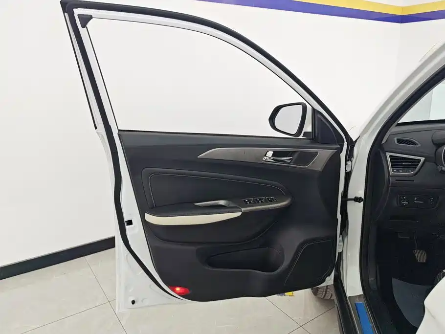 Changan CS35 — миниатюра 7