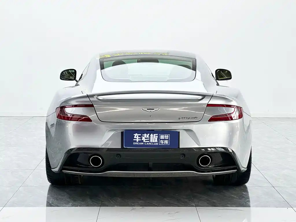 Aston Martin Vanquish — миниатюра 5