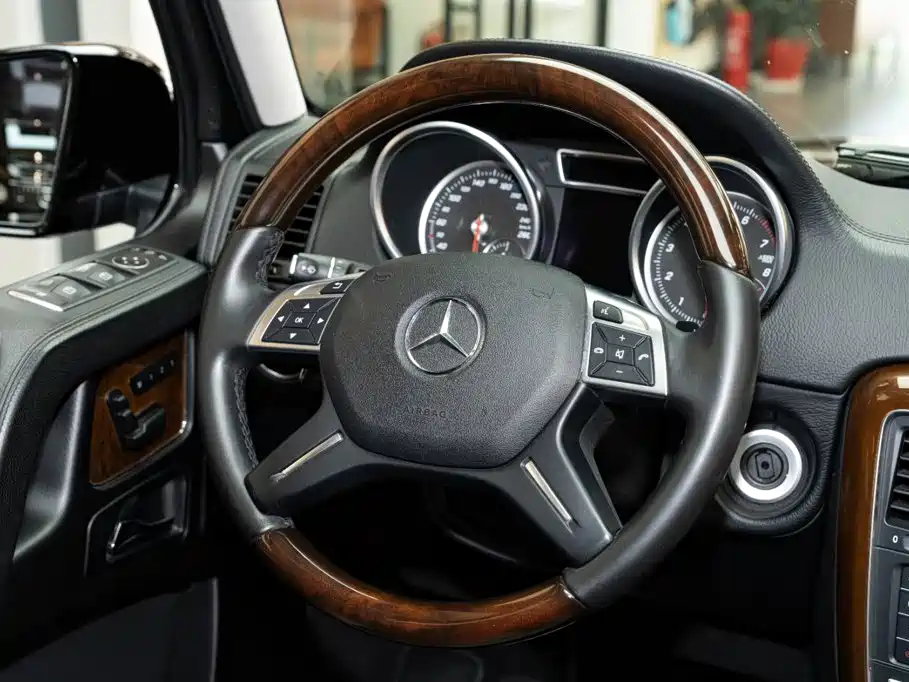 Mercedes-Benz G-Class — миниатюра 11