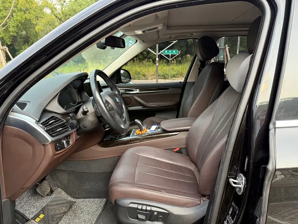 BMW X5 (Import) — миниатюра 4