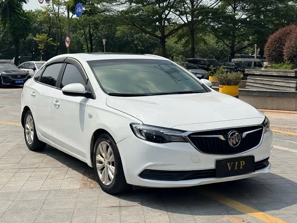 Buick Excelle — миниатюра 3
