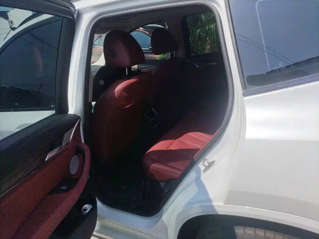 BMW X3 — миниатюра 7