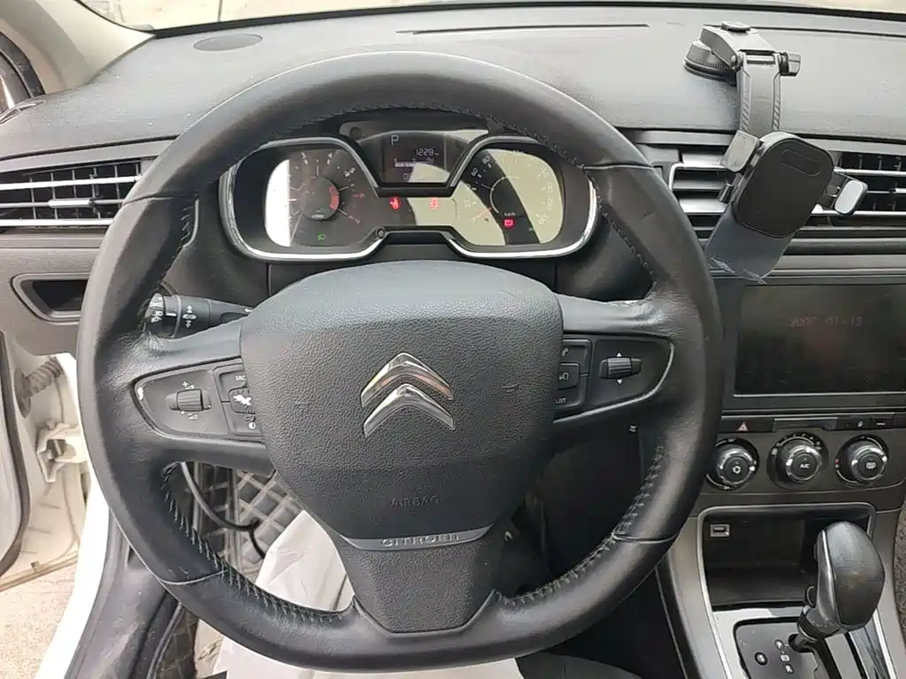 Citroen C4 — миниатюра 11