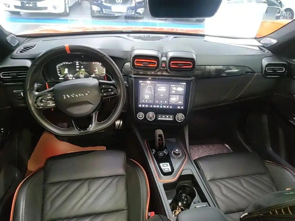 Lynk & Co 02 Hatchback — миниатюра 10