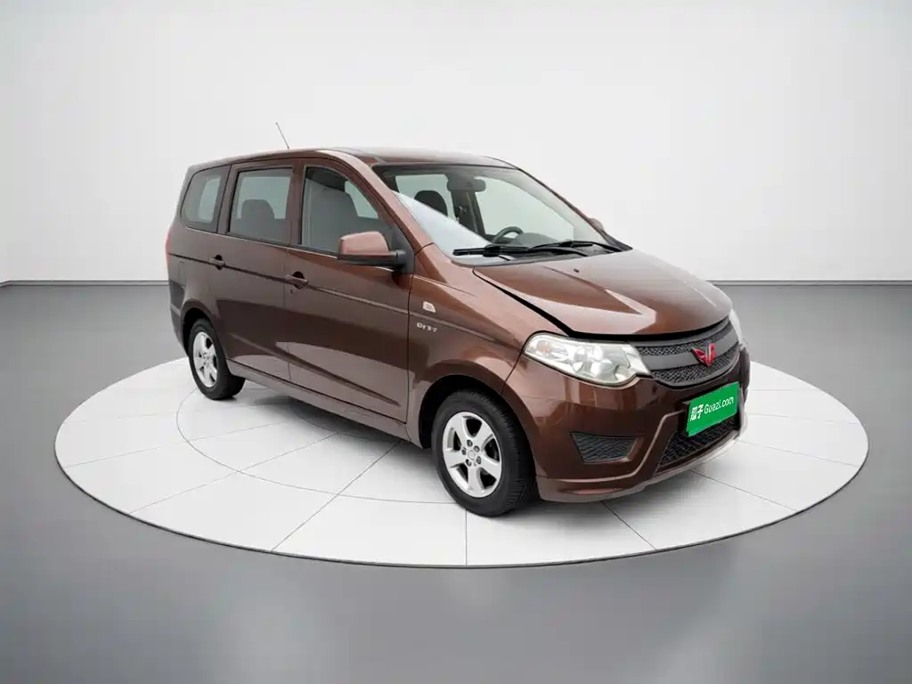 Wuling Hongguang — миниатюра 3