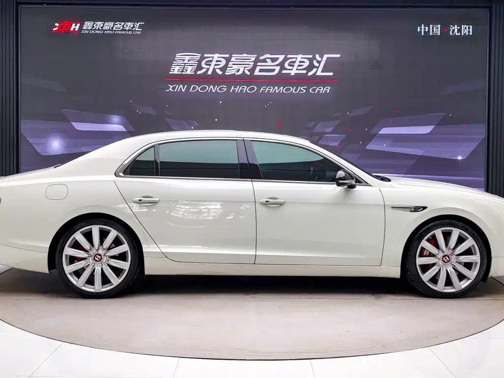 Bentley Flying Spur 2017 4.0T V8 S Standard