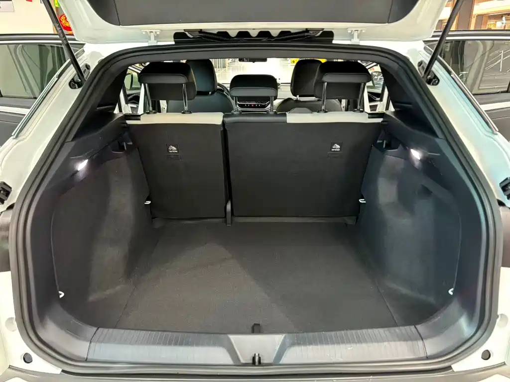 VOLKSWAGEN ID.4 CROZZ