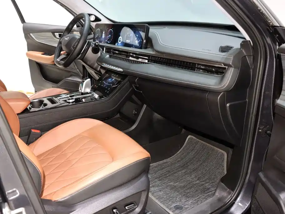 Chery Tiggo 8 PLUS — миниатюра 8