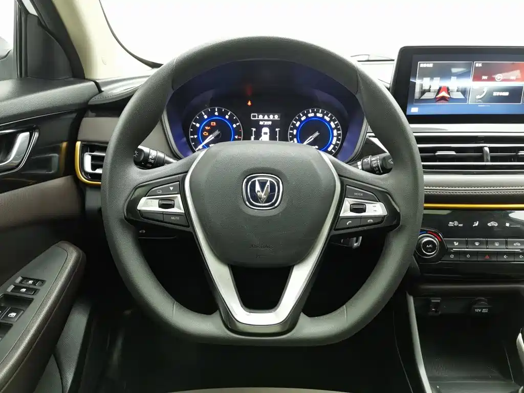 Changan Eado DT — миниатюра 11