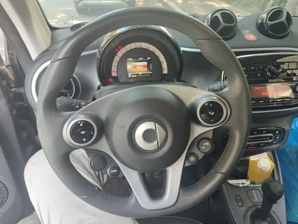 smart Smart Fortwo — миниатюра 6
