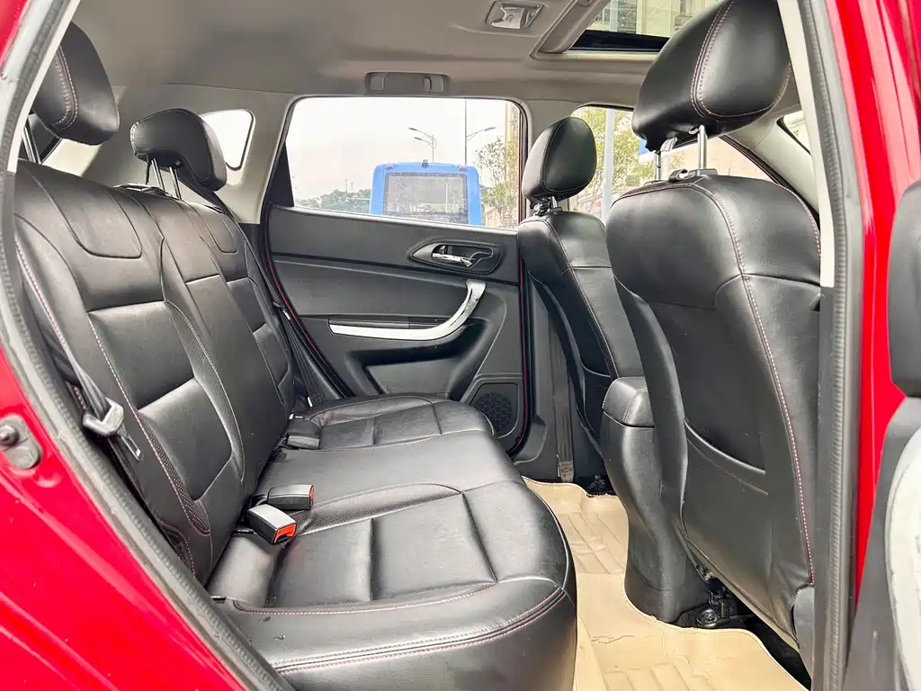 Changan CS35 — миниатюра 10