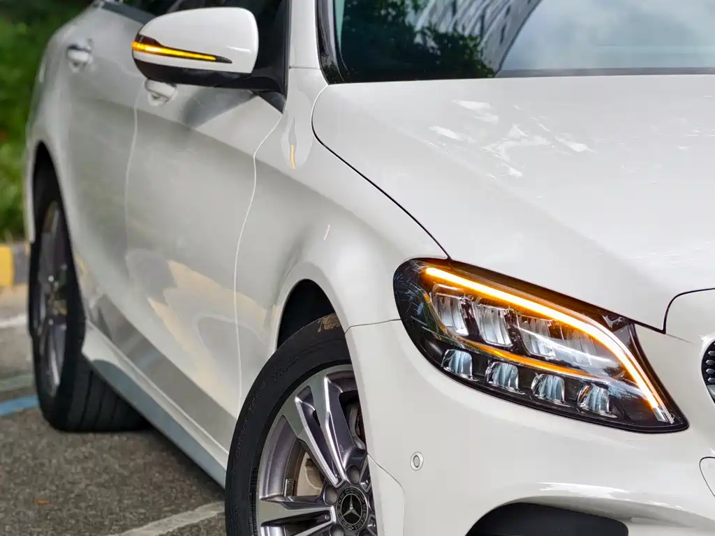 Mercedes-Benz C-Class — миниатюра 4