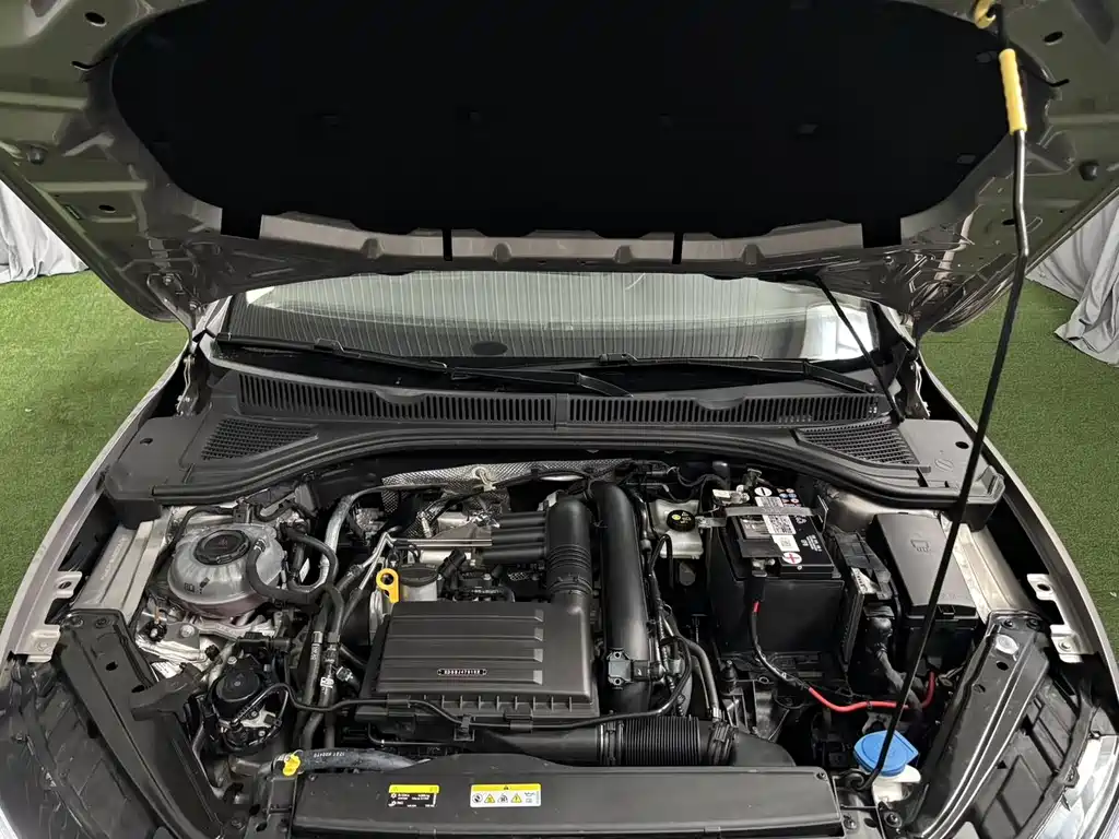 Volkswagen Sagitar — миниатюра 19