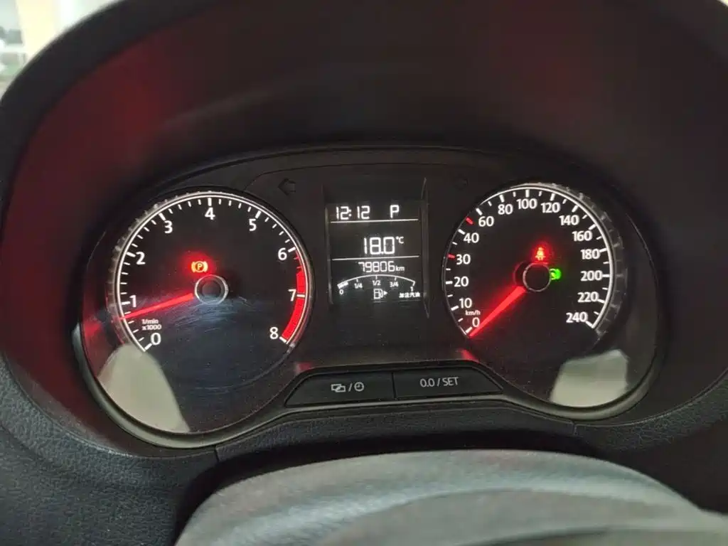 Volkswagen Polo — миниатюра 8
