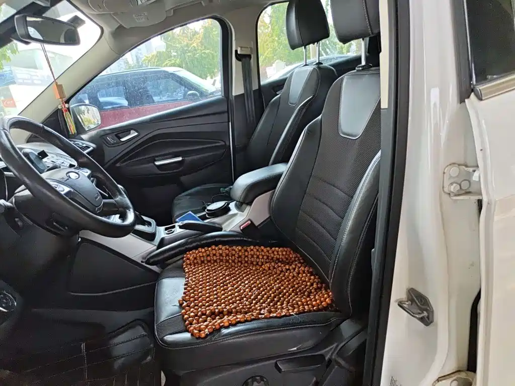 Ford Kuga — миниатюра 16
