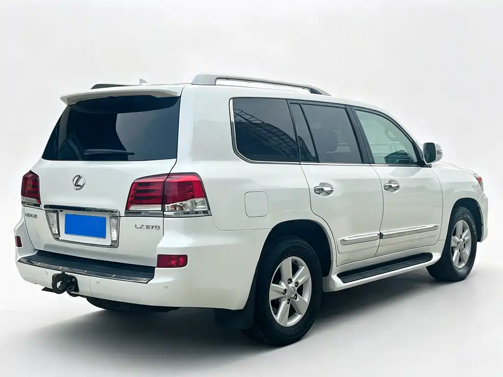 Lexus LX — миниатюра 5