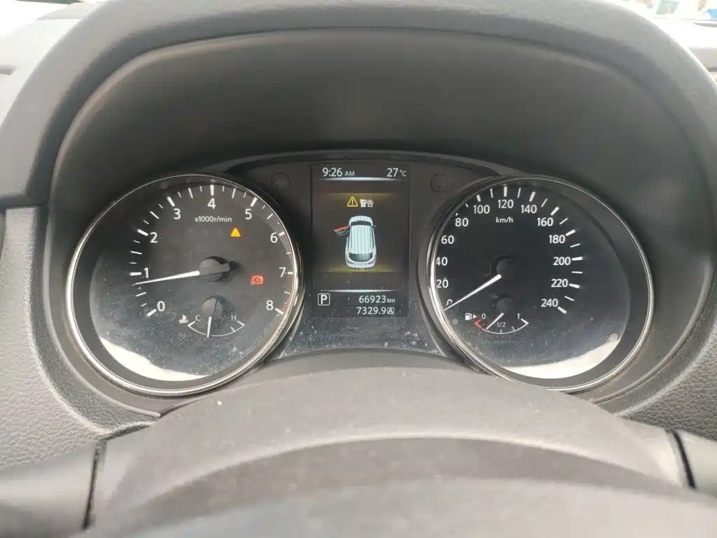 Nissan Qashqai — миниатюра 7