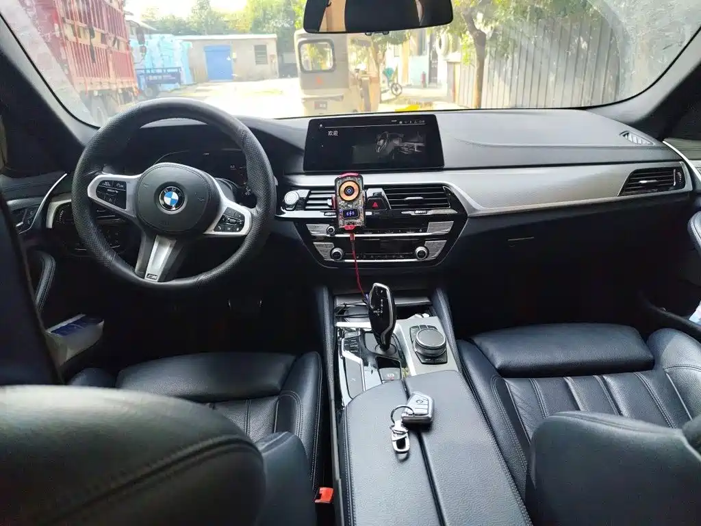 BMW 5 Series (Import) — миниатюра 5