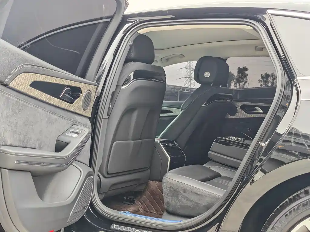 Hongqi Hongqi H9 — миниатюра 7
