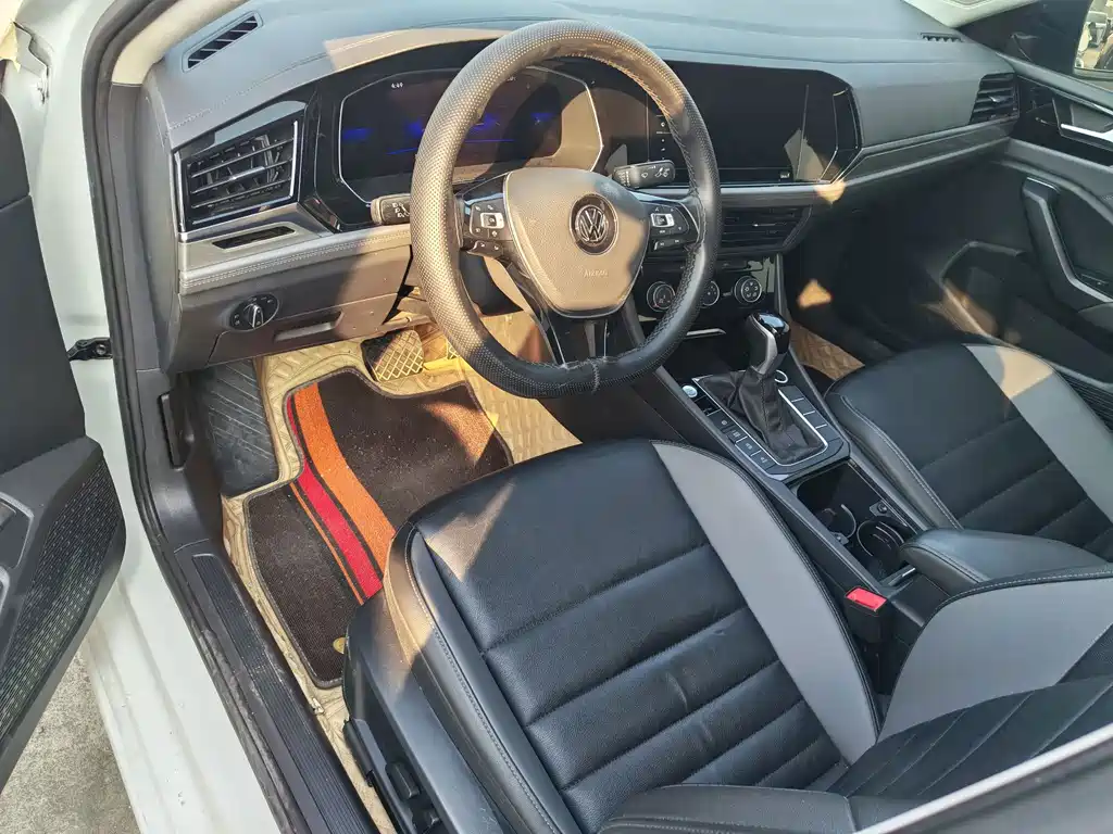 Volkswagen Sagitar — миниатюра 3