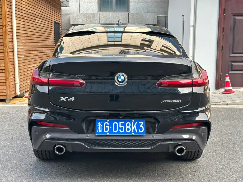 BMW X4 — миниатюра 13