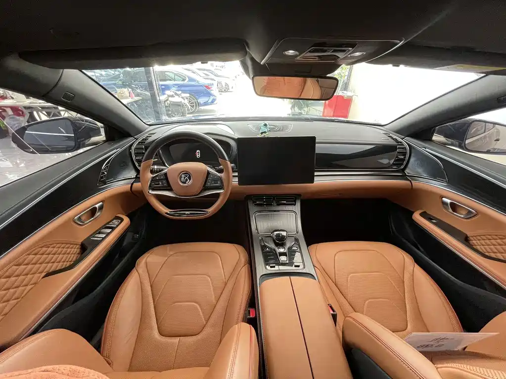 BYD Han — миниатюра 8