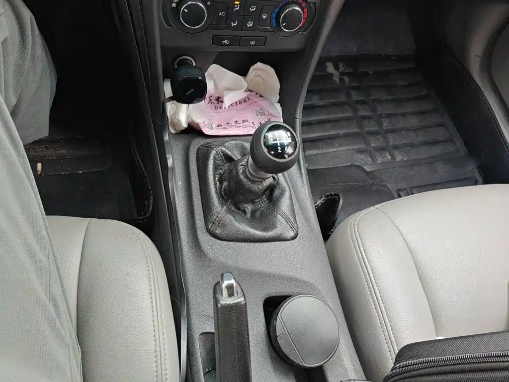 Chevrolet Epica — миниатюра 15