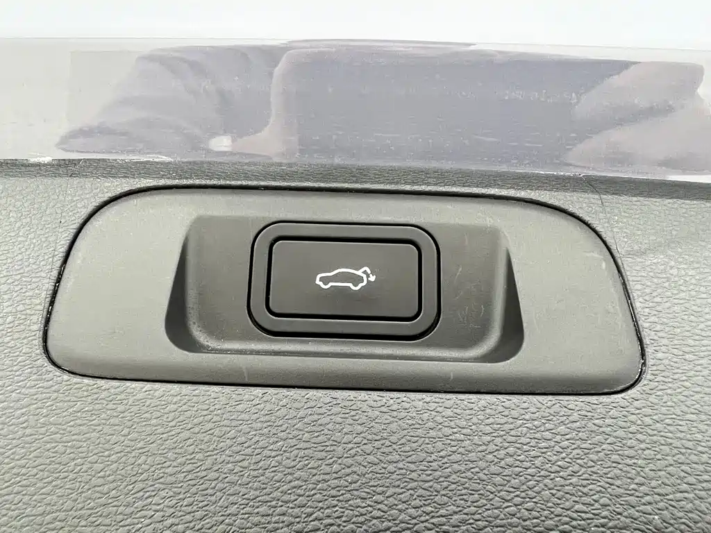 GEELY AUTOMOBILE BINYUE