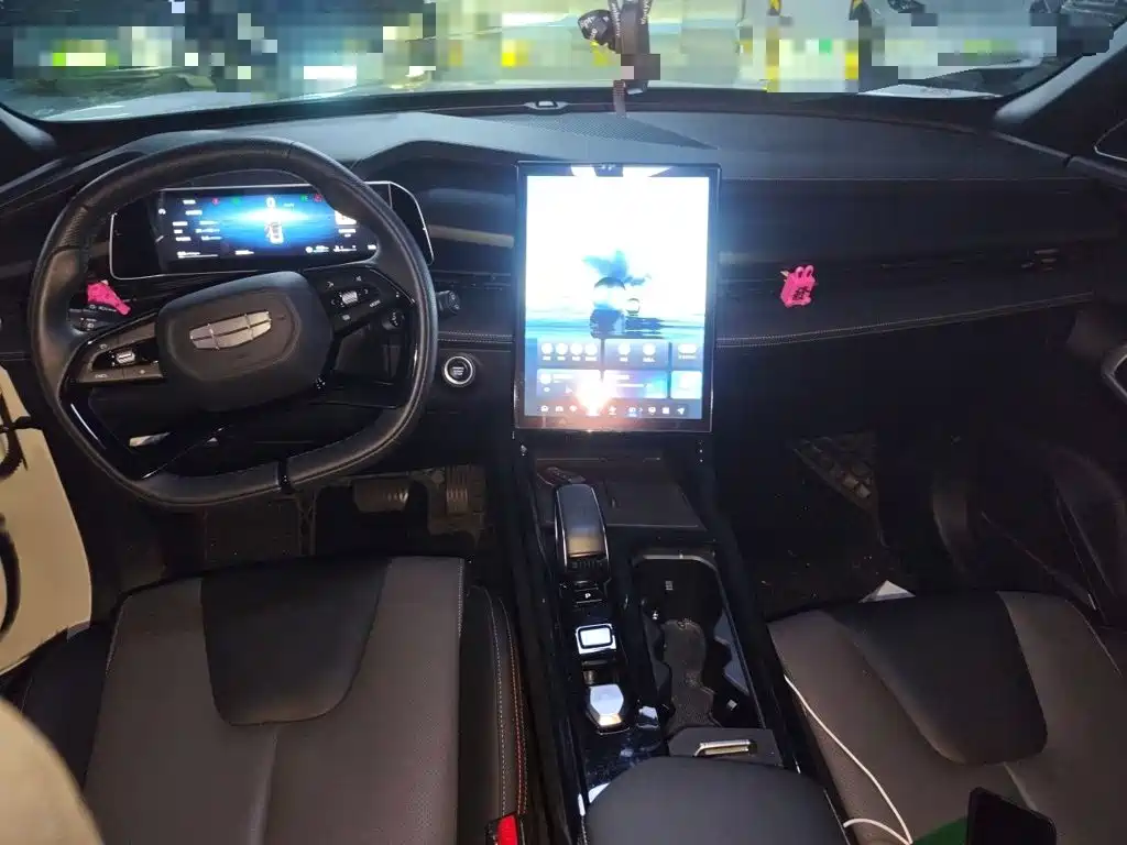 Geely Boyue — миниатюра 13
