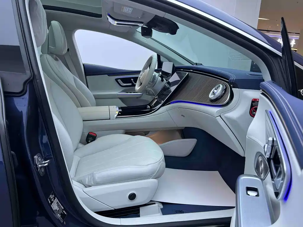 Mercedes-Benz EQE — миниатюра 23