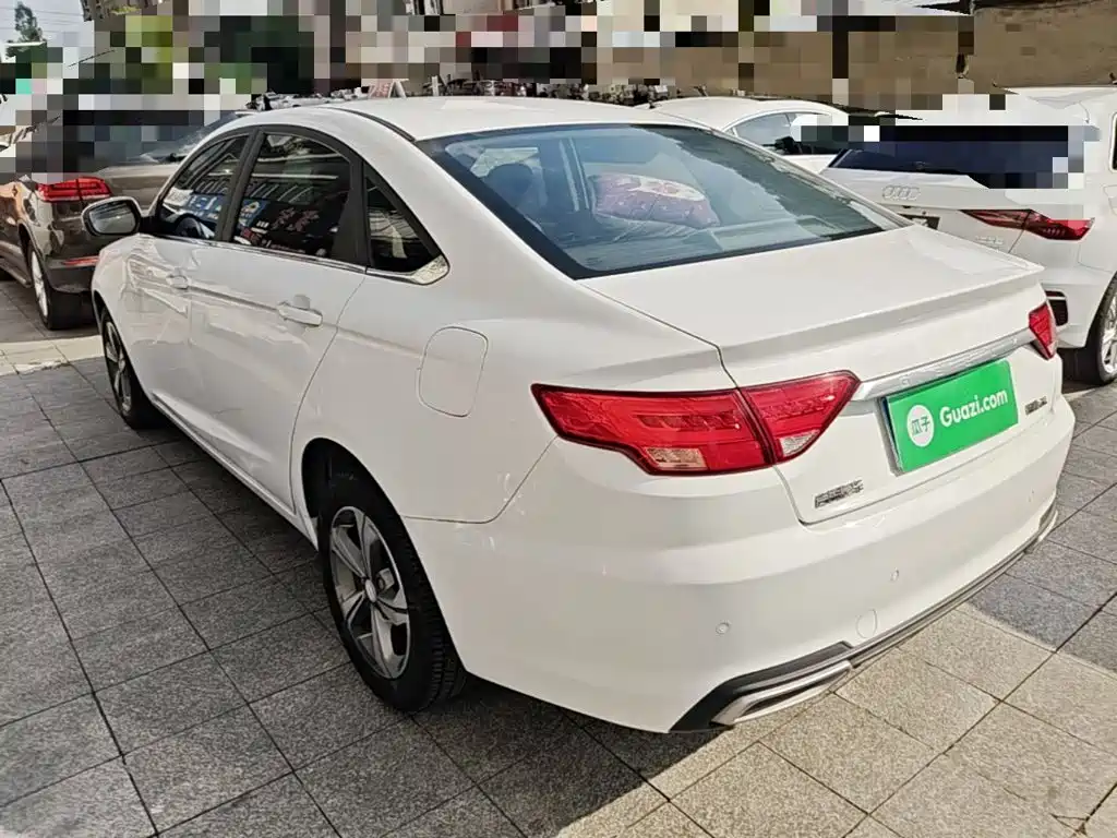 Geely Emgrand GL — миниатюра 5
