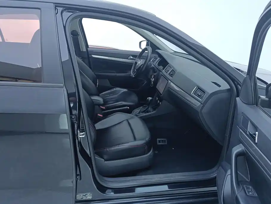 Volkswagen Lavida 1.6L Auto Elegant Edition, фото 8