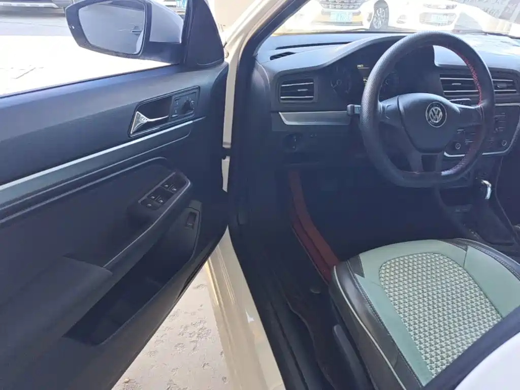Volkswagen Lavida — миниатюра 16