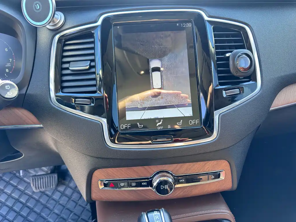 Volvo XC90 — миниатюра 14
