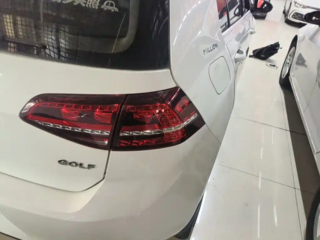 Volkswagen Golf — миниатюра 8