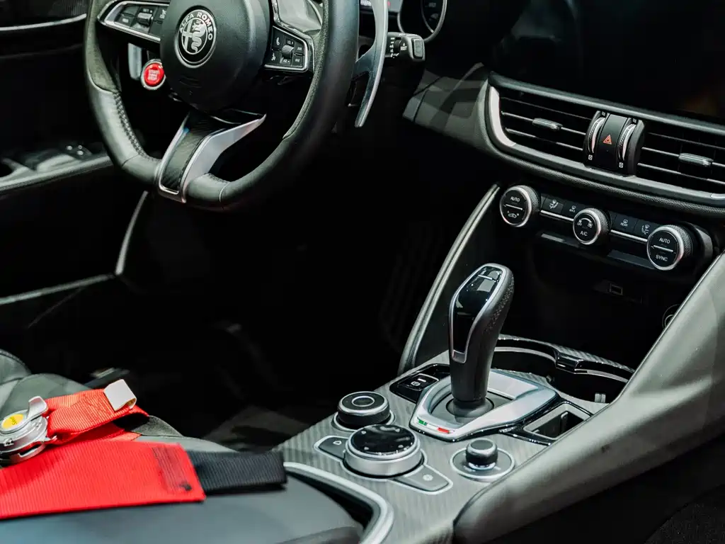 Alfa Romeo Giulia — миниатюра 26