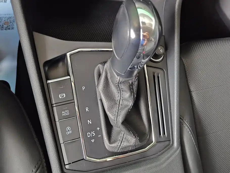 Volkswagen Lavida — миниатюра 16