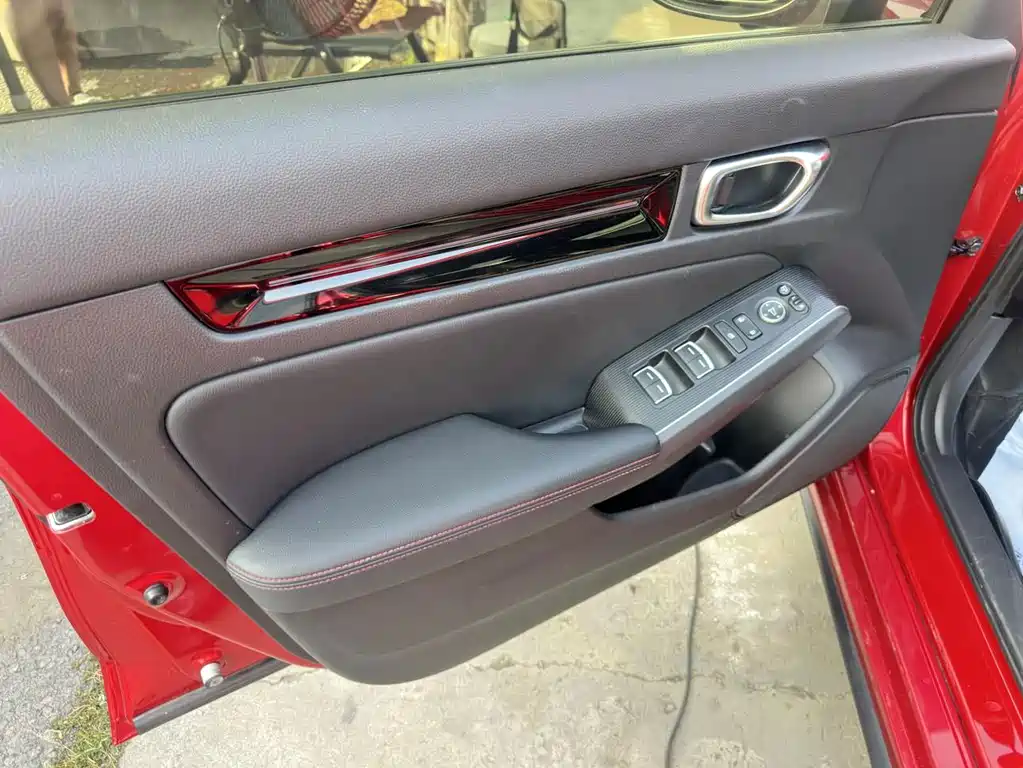Honda Civic — миниатюра 12