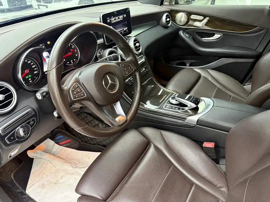 Mercedes-Benz GLC — миниатюра 7