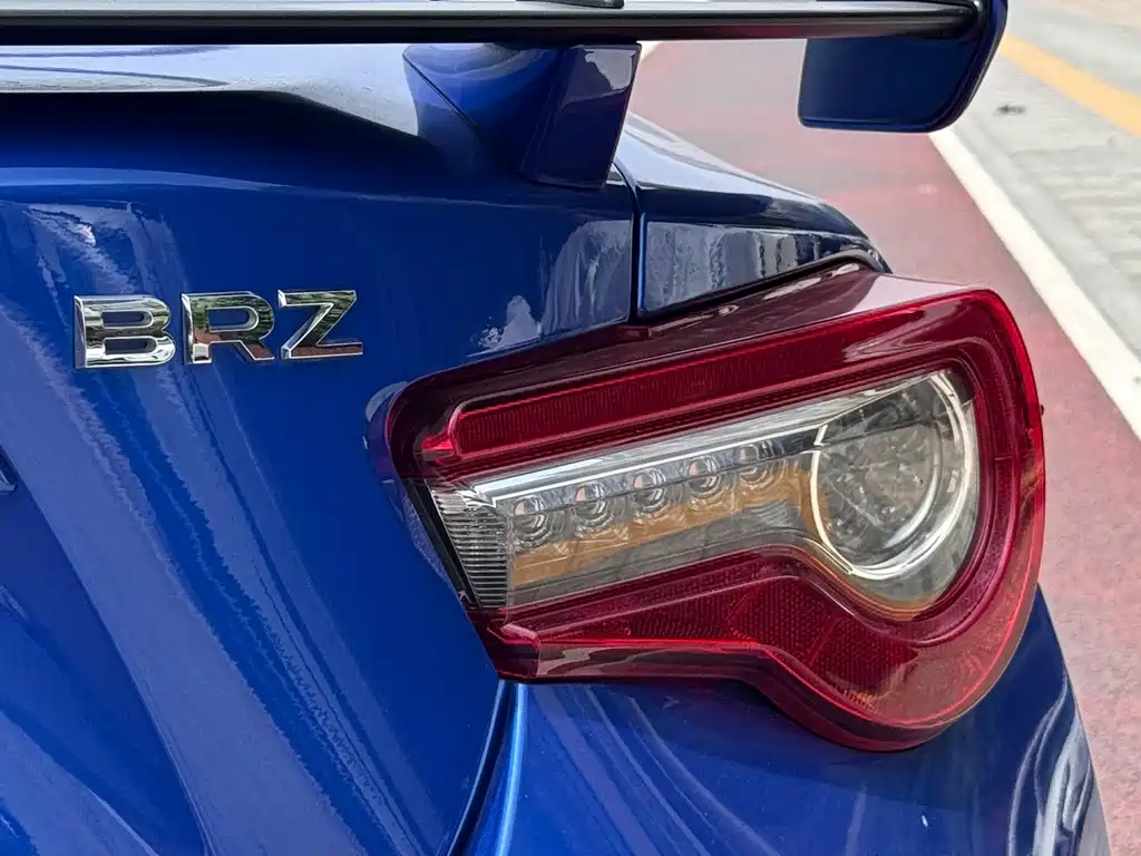 Subaru BRZ — миниатюра 11