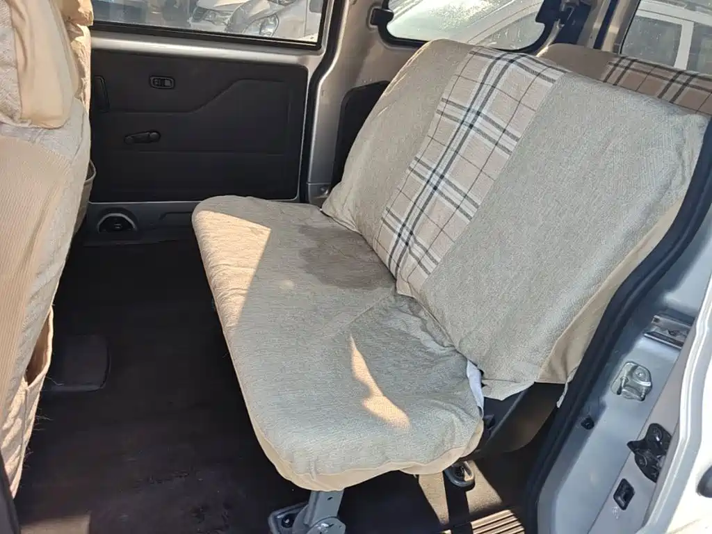Wuling Hongguang V — миниатюра 17