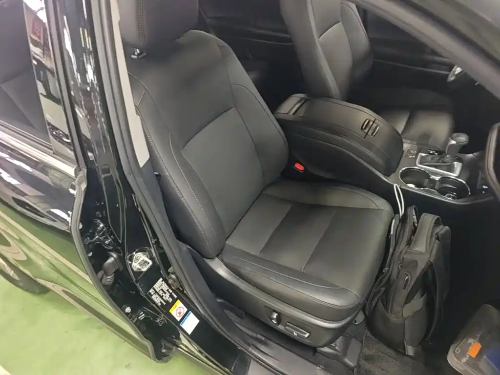 Toyota Highlander — миниатюра 25