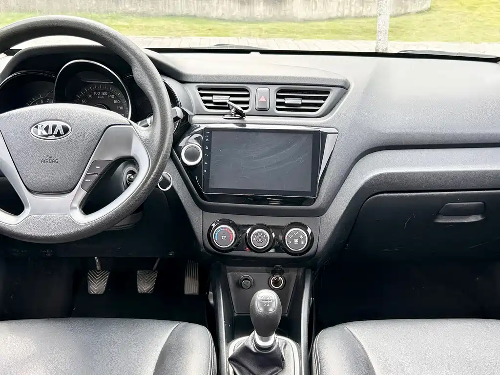 Kia K2 — миниатюра 16