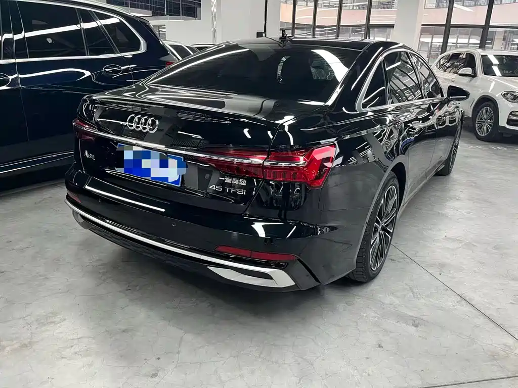 Audi A6L — миниатюра 12
