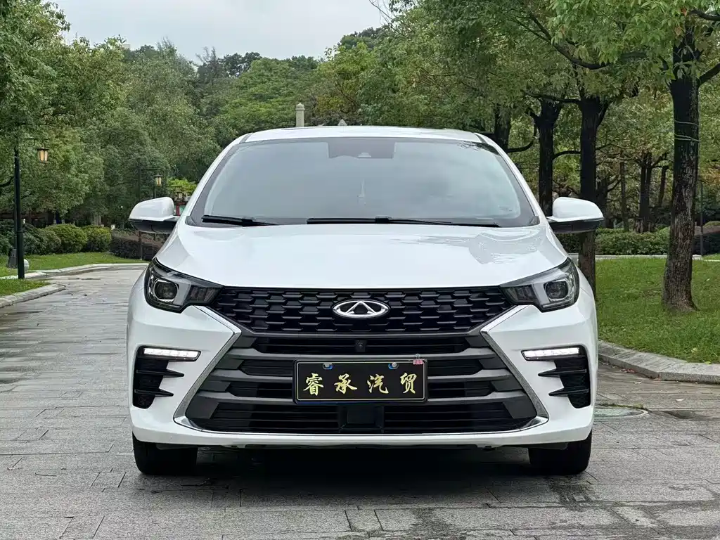 Chery Arrizo 5 PLUS — миниатюра 2