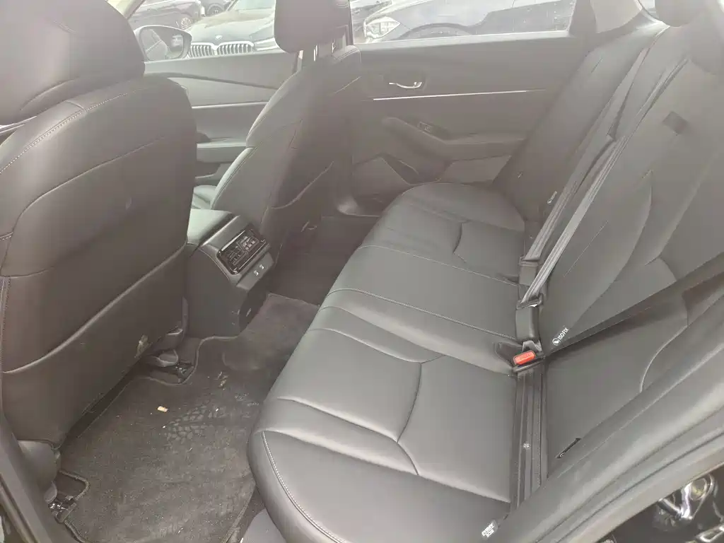 Honda Accord — миниатюра 5