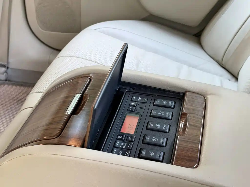 Nissan Teana — миниатюра 9